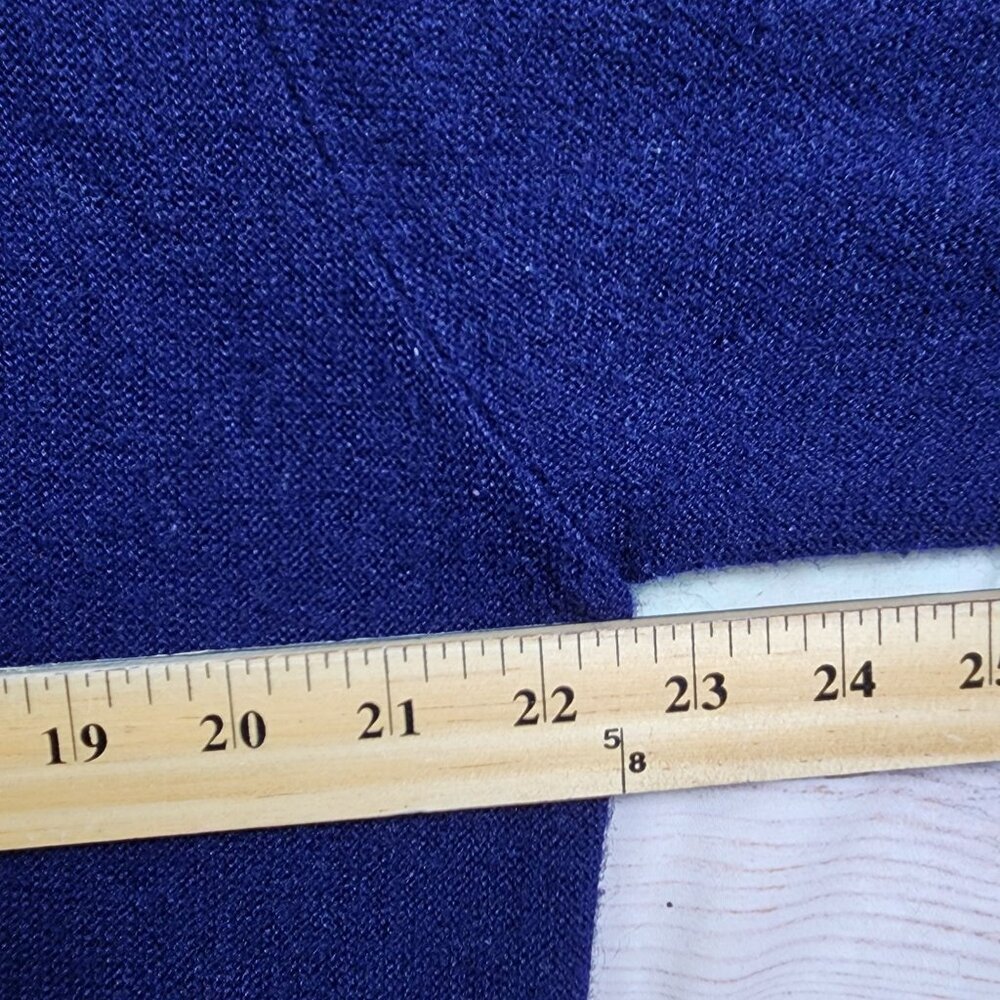 Vintage IZOD Lacoste Blue V-Neck Sweater, Men's Large - Picture 8 of 9